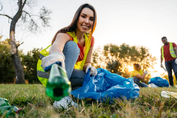 Best Yard Cleanup Services  in Old Greenwich, CT